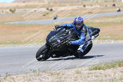 media/Apr-23-2023-TrackXperience (Sun) [[90816c9ee1]]/Level 2/session 2 turn 11/